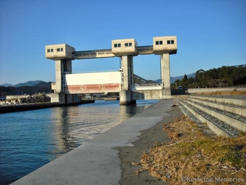気仙川河口水門（1/2）(2009年9月3日)